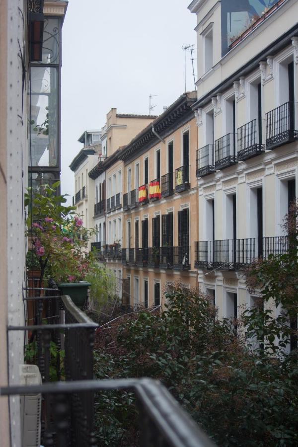 Hostal Santa Ana Colors マドリード エクステリア 写真