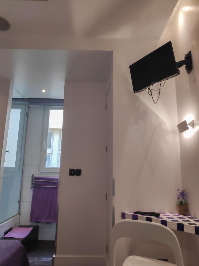 Hostal Santa Ana Colors マドリード エクステリア 写真